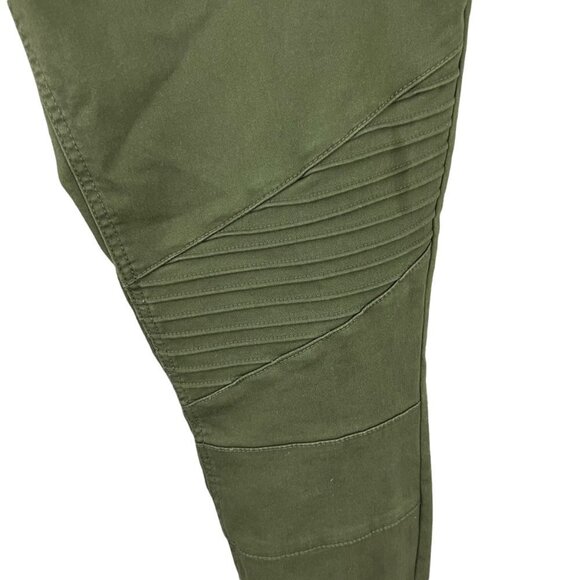 Isabel Maternity by Ingrid & Isabel Green Jeggings Size 8 - Picture 9 of 9